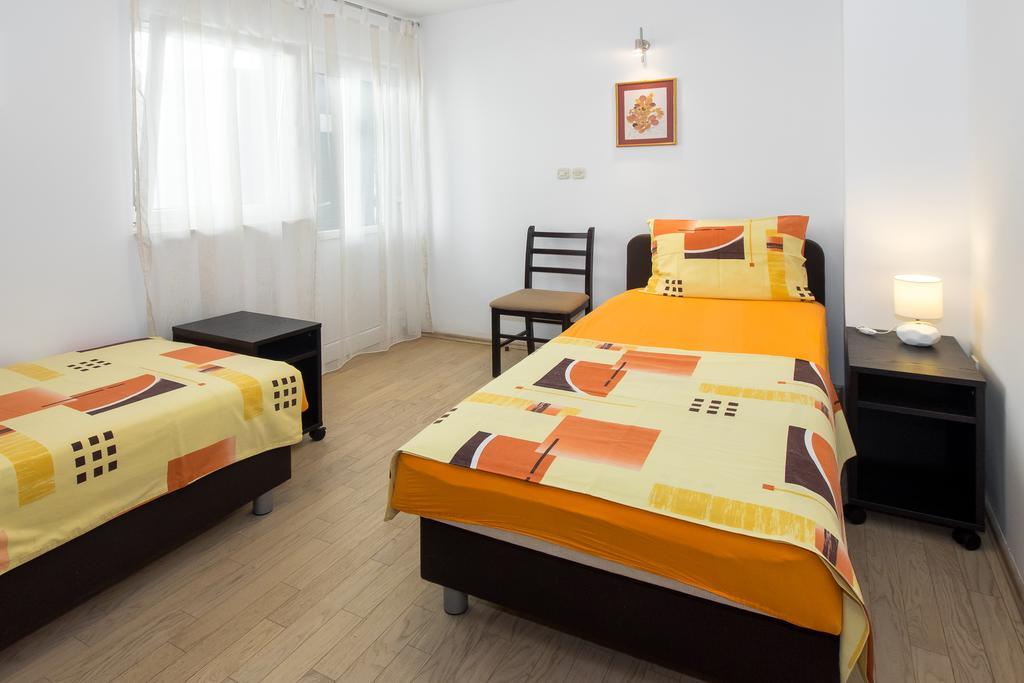 Holiday Home Jela Kaštela Εξωτερικό φωτογραφία